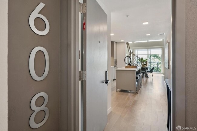 Foto del edificio - 1605 Riviera Ave