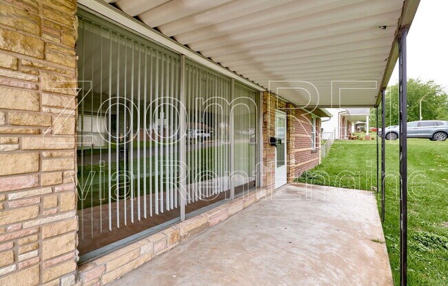 Foto del edificio - 7501 Dianthan Ln
