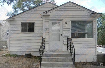 Building Photo - 816 Walnut St