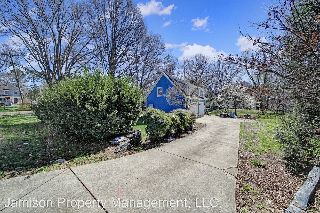 Primary Photo - 2 br, 1 bath House - 345 Jefferson St