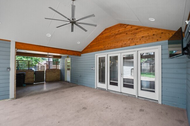 Building Photo - 6506 Glenn Lakes Dr