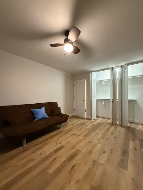 Foto del edificio - 10365 Dearlove Rd