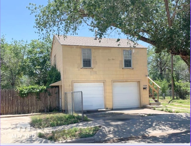 Building Photo - 2205 Avenue V