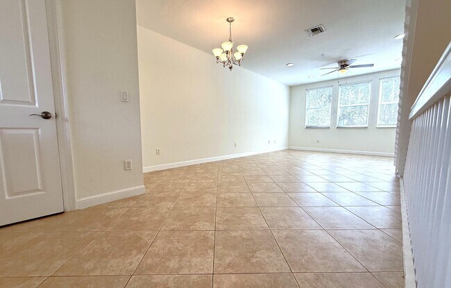 Building Photo - 960 Millbrae Ct