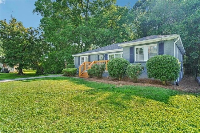 Photo - 125 Chappell Rd SW House