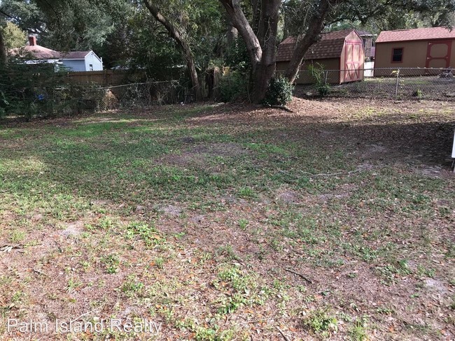 Building Photo - 204 Brigadier St