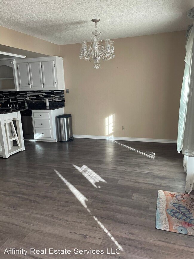 Foto del edificio - 3 br, 2 bath House - 420 Russell