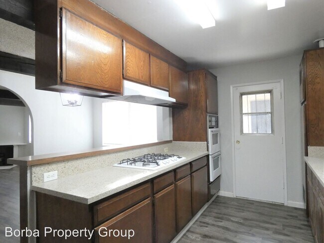 Foto del edificio - 1160 E South St