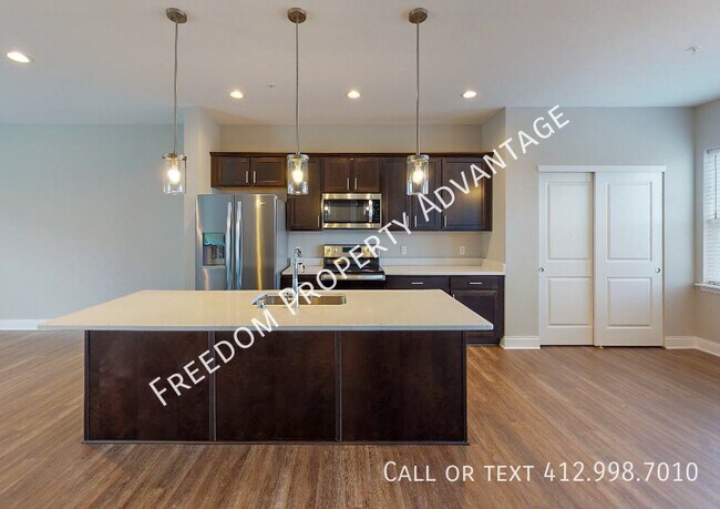Foto del edificio - Arden Farm Townhome - 3BD