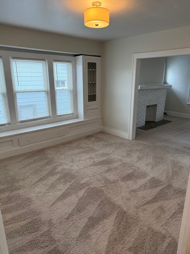 Foto del edificio - 4924 E 85th St