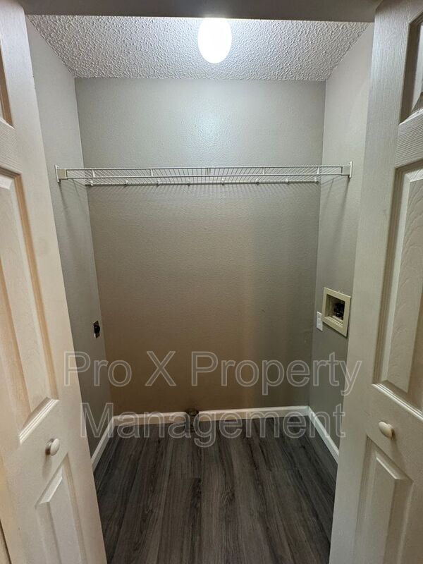 Foto del edificio - 4115 S Glenn Ave