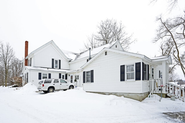 Building Photo - East Hill Apartments