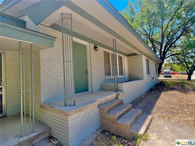 Building Photo - 107 Nauert St