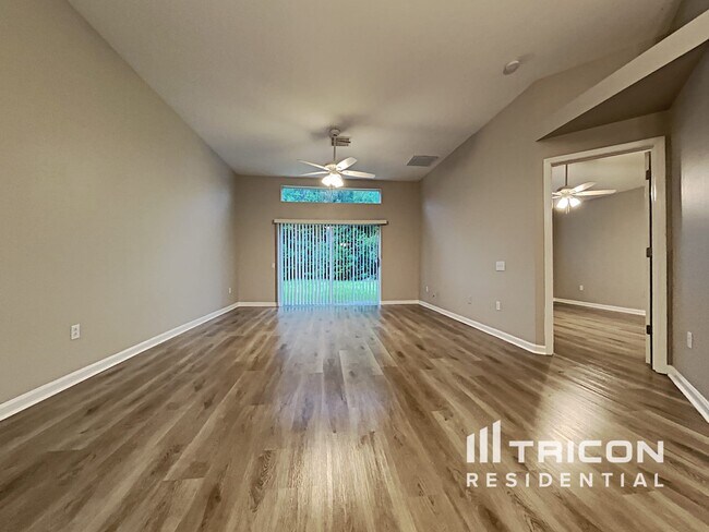 Foto del edificio - 7848 Mariners Harbour Dr