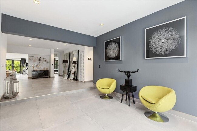 Building Photo - 63 SW 31st Rd