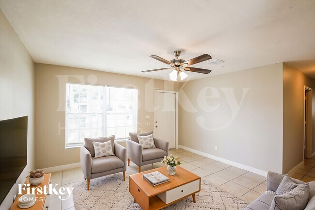 Foto del edificio - 5980 NW 24th Ct
