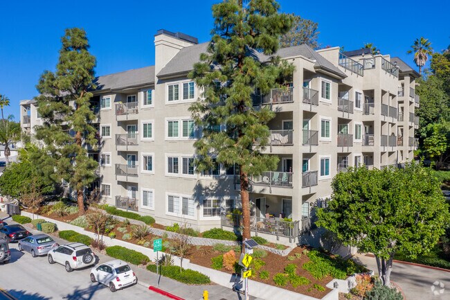 View from Street - 3405 Florida St