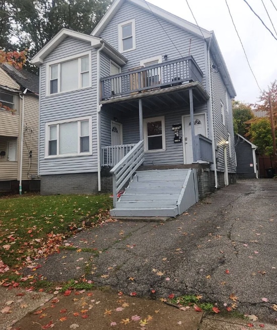 Building Photo - 15786 Mandalay Ave