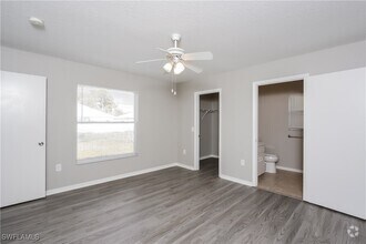Building Photo - 2234 Manheim Ave