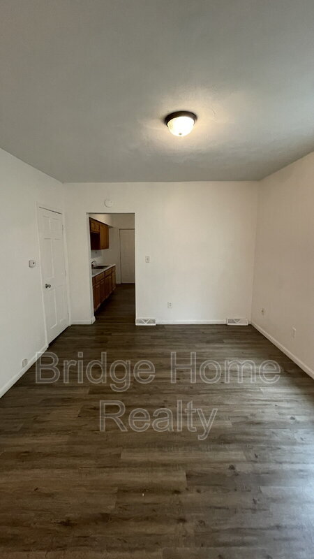 Foto del edificio - 62 Whiteman Ave