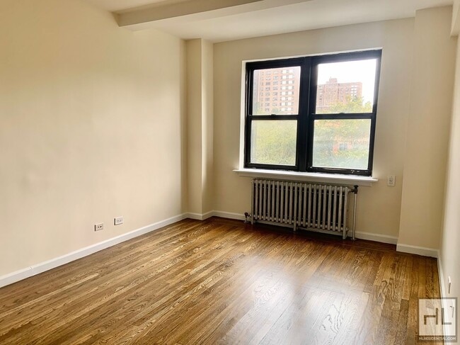 Building Photo - AMSTERDAM AVENUE