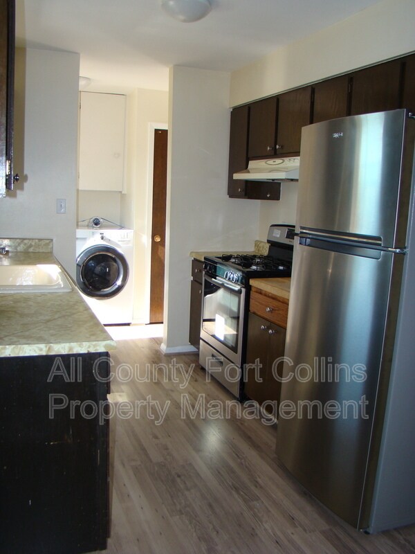 Building Photo - 500 N Impala Dr