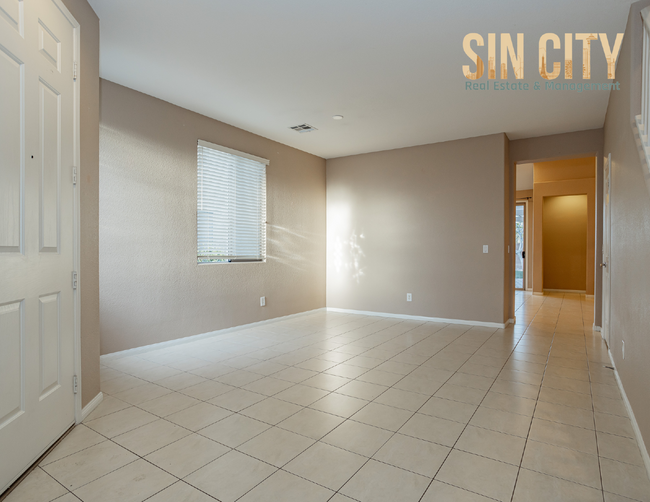 Foto del edificio - Luxurious 4 Bed, 3 Bath Home in Henderson,...