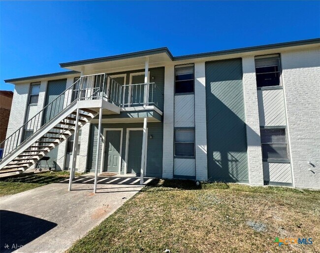 Building Photo - 309 Erby Ave