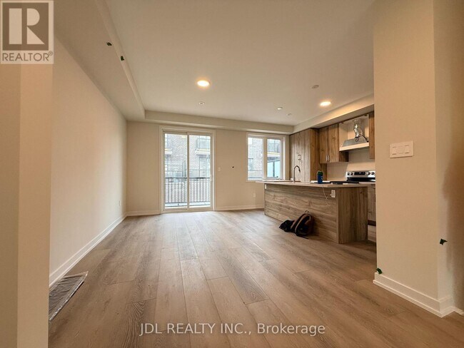 Building Photo - 11 Agnes Ln