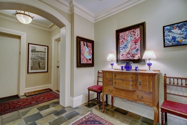 Building Photo - Exclusive Penthouse Apartment