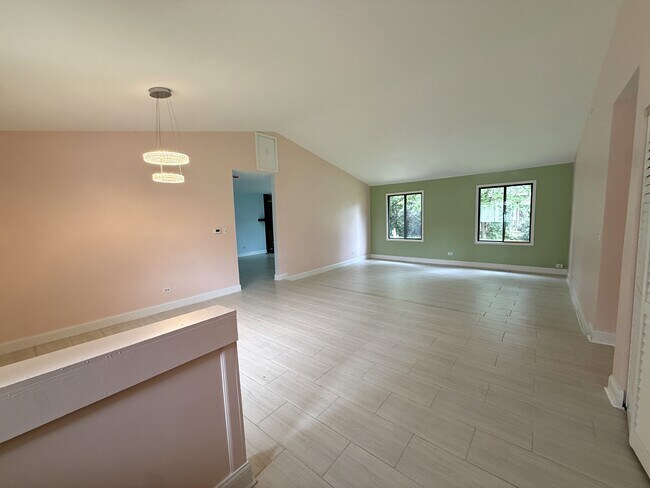 Foto del edificio - 1191 Hialeah Ln
