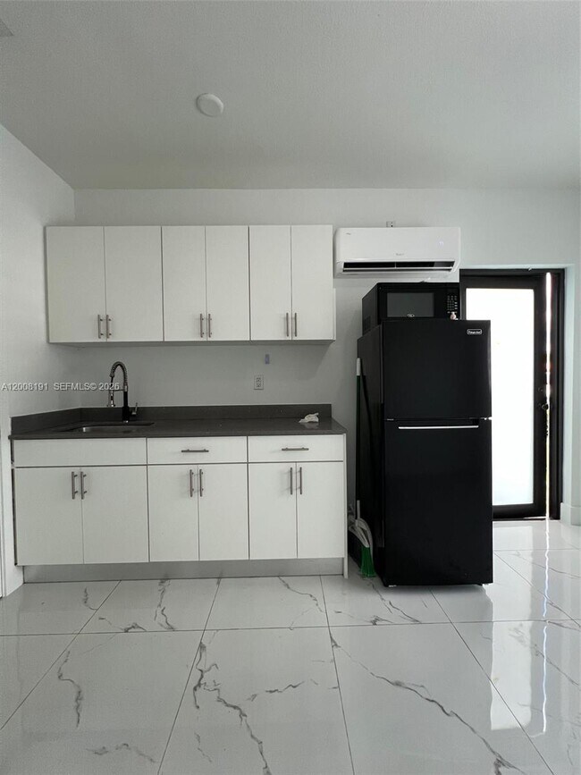 Foto del edificio - 20007 SW 122nd Ct