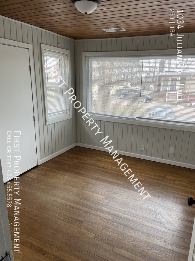 Foto del edificio - East Brainerd Duplex Under $1300!! Great D...