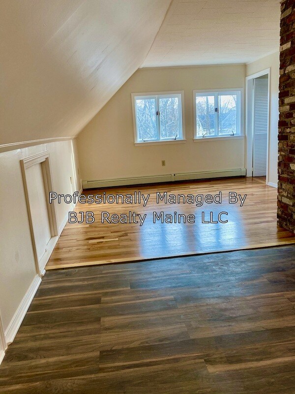 55 Ashmont St Unit 5, Portland, ME 04103 Condo for Rent in Portland