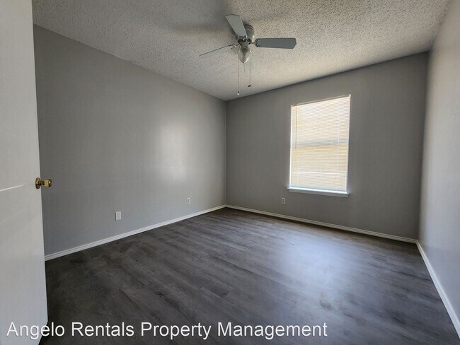 Building Photo - 3 br, 2 bath House - 125 Crestwood Dr