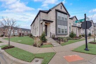 Building Photo - 442 Matthew Dr