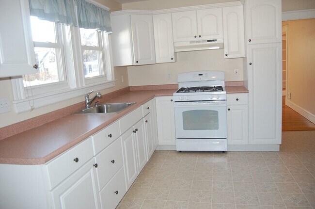 Foto del edificio - 3 Circular Ave