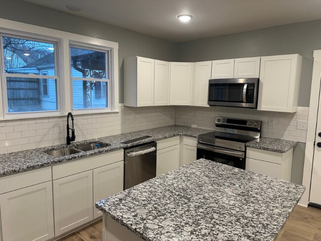 Foto del edificio - 316 Valley View Dr