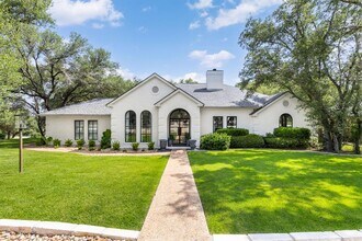 Building Photo - 301 Copperleaf Rd