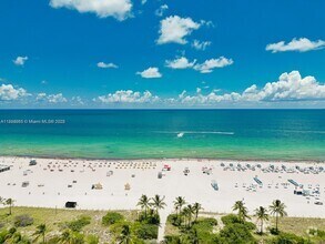 Building Photo - 1621 Collins Ave