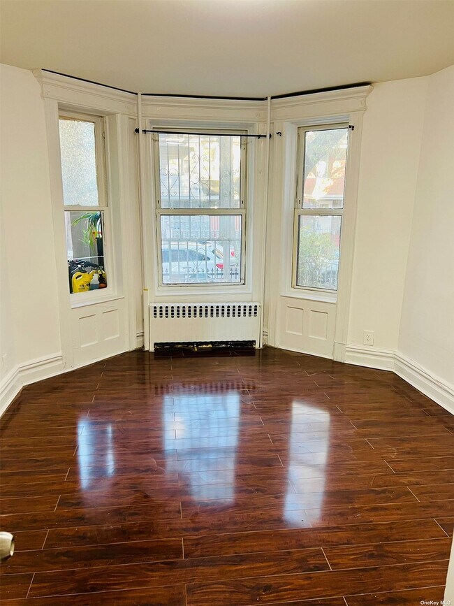 Foto del edificio - 87-50 115th St