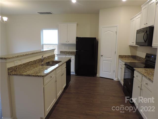 Building Photo - 7202 Cuddington Dr