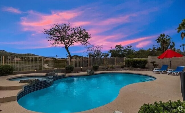 Building Photo - 519 W Mountain Vista Dr