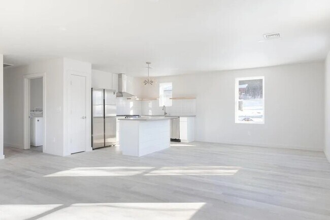 Foto del edificio - 23 Highland Ave