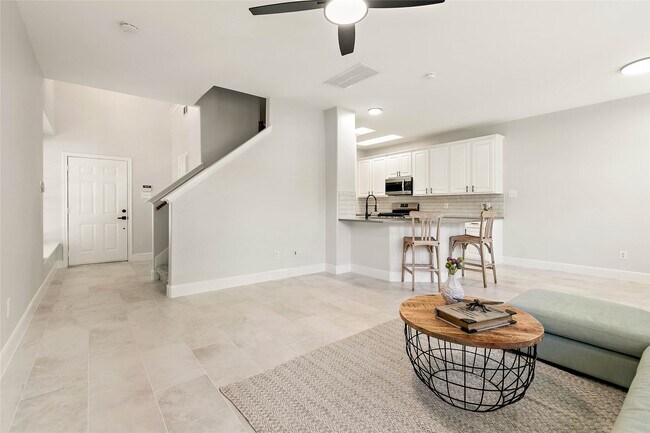 Foto del edificio - 10 Scenic Brook Ct