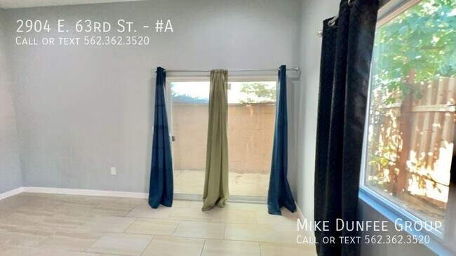 Foto del edificio - 2904 E 63rd St