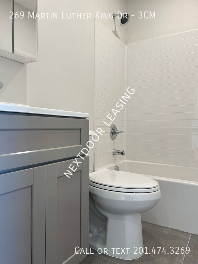 Foto del edificio - 269 M.L.K. Drive