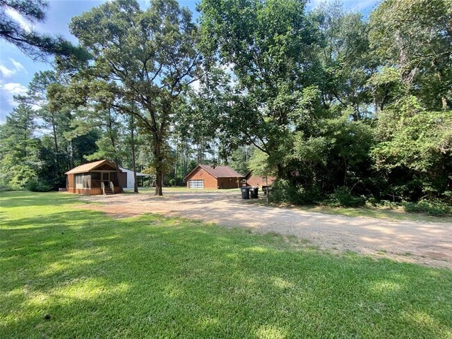 Building Photo - 714 Coe Rd
