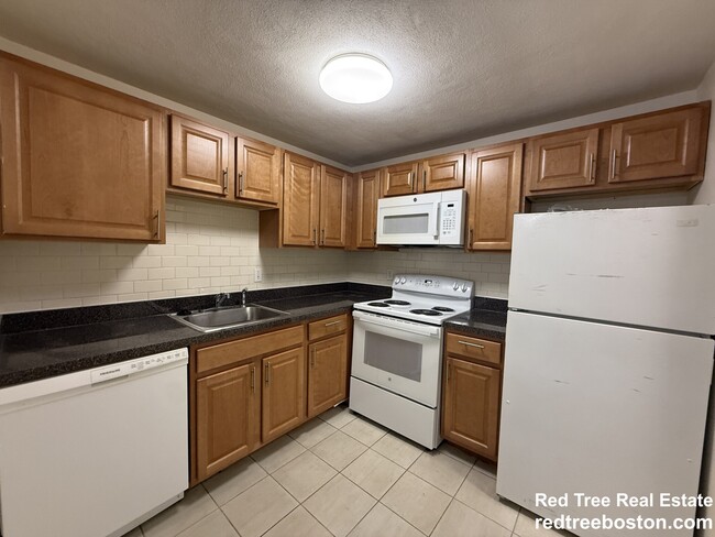 Photo - 245 Main St Apartment