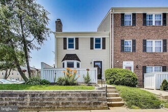 Building Photo - 20117 Locustdale Dr